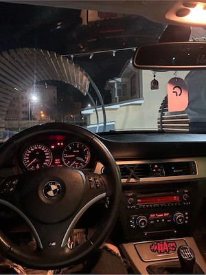 vand bmw e90  - imagine 2