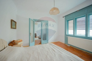 Casă cu teren 360 mp, central, zona Bd. Dacia, Canonicilor, vânzare - imagine 18
