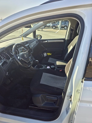 Vând Volkswagen Touran 2.0 7 locuri - imagine 5