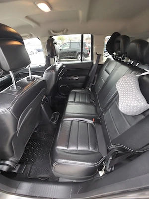 Jeep Compass 2.2 CRD- Motor Mercedes - imagine 4