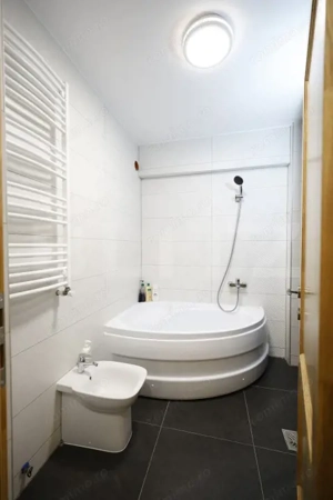 Apartament 2 camere, etaj 1, renovat complet, zona Mărășești - imagine 13