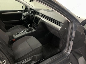 Volkswagen Passat - imagine 9