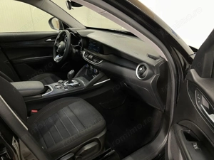 Alfa Romeo Stelvio - imagine 9