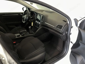Renault Megane - imagine 9