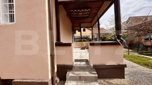 Casă 4 camere, ultracentral, 2 locuri de parcare în curte - imagine 9