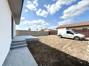 Casa individuala, 3 camere, 68 mp utili, 290 mp teren - Sanandrei - imagine 10