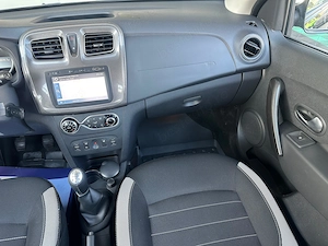 Dacia Sandero Stepway 0.9 Benzina 90 CP An 2017 - imagine 16