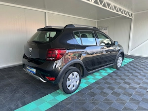 Dacia Sandero Stepway 0.9 Benzina 90 CP An 2017 - imagine 3