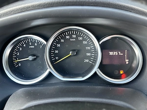 Dacia Sandero Stepway 0.9 Benzina 90 CP An 2017 - imagine 8