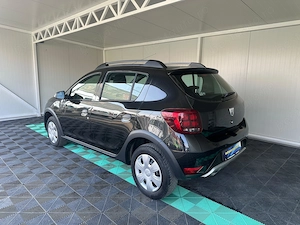 Dacia Sandero Stepway 0.9 Benzina 90 CP An 2017 - imagine 11