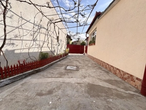 Casa pe un nivel, 500 mp teren, langa Palatul Baroc Oradea – zona foarte linistita - imagine 2