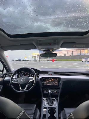 VW Passat 2022 - imagine 5