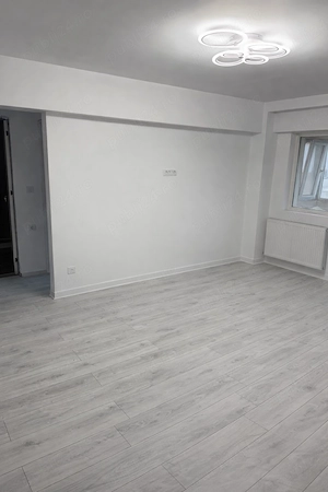 Apartament 3 camere , etaj 2 , 2 bai renovat total