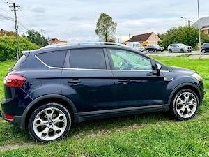 Vând Ford KUGA 2012