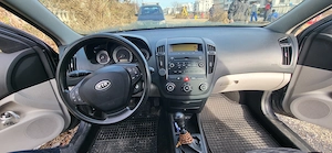 Kia Ceed SW - imagine 2