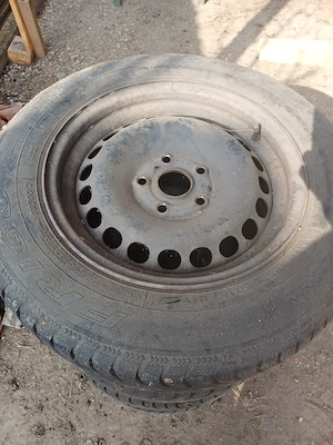 Jenti cu anvelope tabla Audi - imagine 3