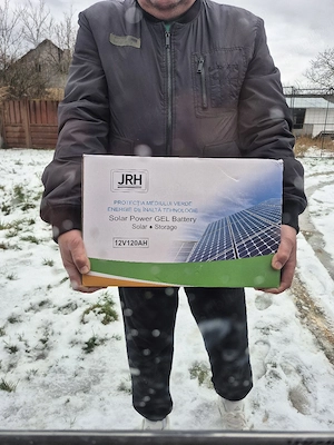 panouri fotovoltaice  pt rulote si casute de vacanta