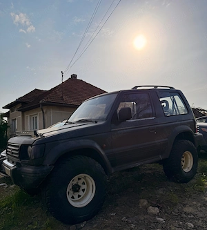 Mitsubishi Pajero 2.5 TDI 4x4 Super Select - imagine 3