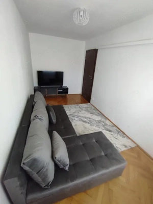 Apartament 3 camere, 65 mp decomandat, zona 1 Mai - imagine 5