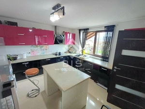 Casa P+1, Zona Sud, 186mp+1000mp curte - imagine 5