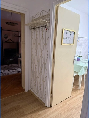 Proprietar vand apartament 3 camere in cartierul Pajura Metrou Jiului - imagine 8
