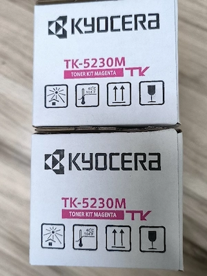 Toner TK-5230M