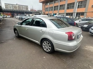 Toyota Avensis - imagine 2