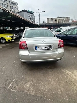 Toyota Avensis - imagine 4
