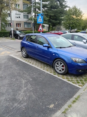 Mazda 3 an fabricație 2007 - imagine 2