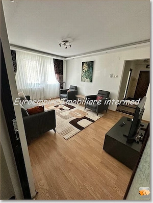 Apartament 3 camere de inchiriat zona Centru - imagine 4