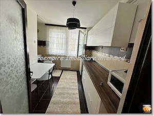 Apartament 3 camere de inchiriat zona Centru - imagine 2