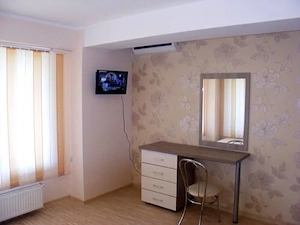 Apartament de închiriat zona Rex Mamaia  - imagine 3