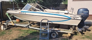 Barca Glastron Laraya +Peridoc