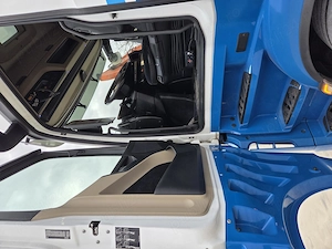 Mercedes 18.510 4x2, 2 km, Automata+retarder  - imagine 9