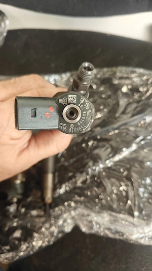 injectoare si rampa BMW 2.0d Euro5