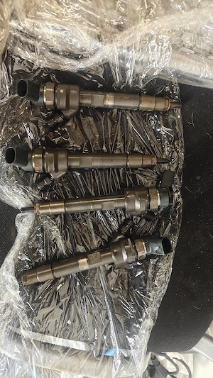 injectoare si rampa BMW 2.0d Euro5 - imagine 5