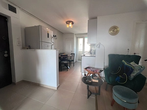 Apartament 3 camere,zona 22 Decembrie - imagine 4