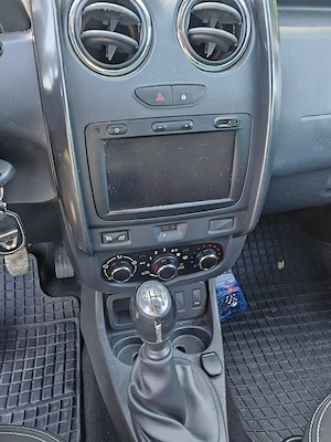 Vand Dacia Duster 2015 - imagine 5