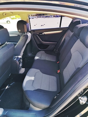 Vând Volkswagen Passat B7  - imagine 3