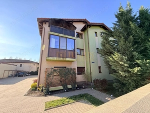 2 camere, Braytim, loc de parcare interioara cu poarta, gradina 10 mp, terasa