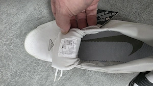 Vând pantofi sport Nike  - imagine 4