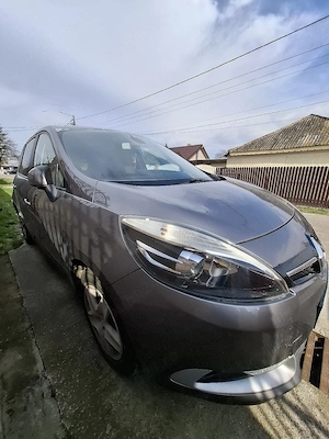 Renault Scenic  - imagine 2