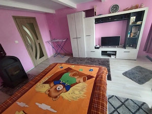 De vânzare ! Proprietate cu 2 imobile și curte generoasă de 1500 mp!  - imagine 4