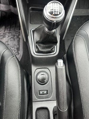 Dacia Duster, 1.5 Dci 4WD PRESTIGE 2020 - imagine 11