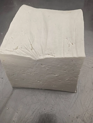 Telemea de oaie, cas și urdă 100% din lapte de oi - imagine 5