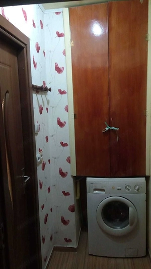 Calea Buziasului. O camera. Bloc izolat. Ideal pentru investitie. - imagine 8