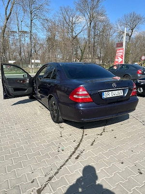 vând Mercedes-Benz 