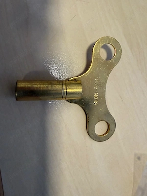 Cheie de intors ceas