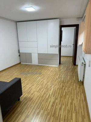 Spatiu birou cladire birouri Metrou Iancului