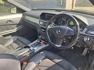 Mercedes E200 CDi - an 2011 - imagine 8